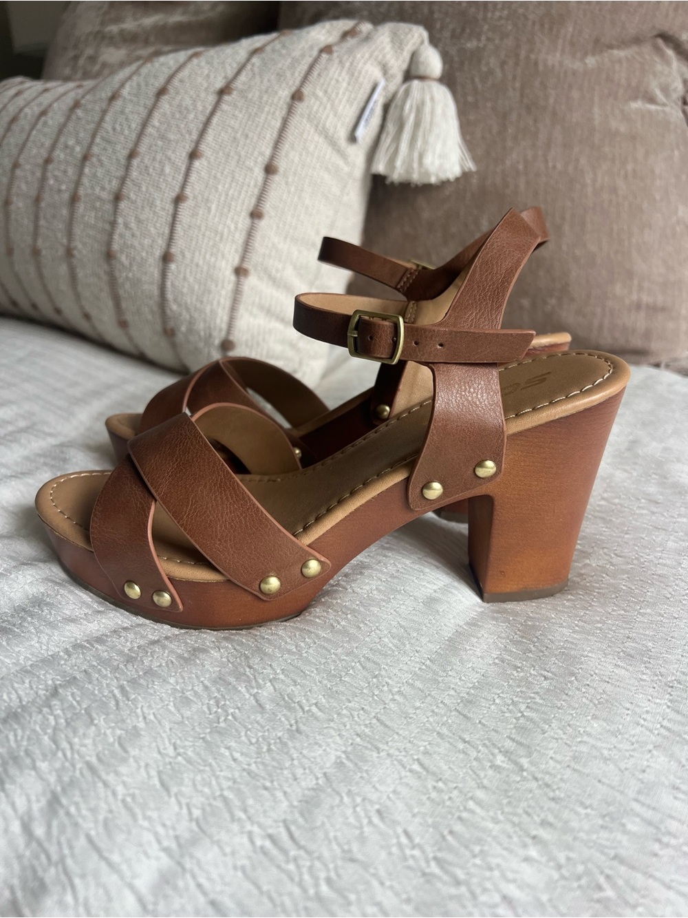 Women's Brown Leather Block Heel Sandals